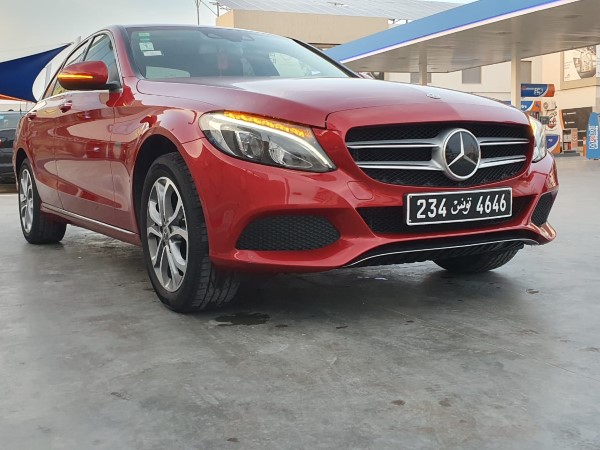 Mercedes-Benz C-Class avec Chauffage auxiliaire
