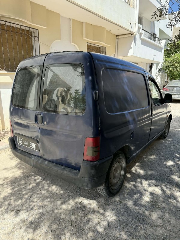 Peugeot Partner avec ABS